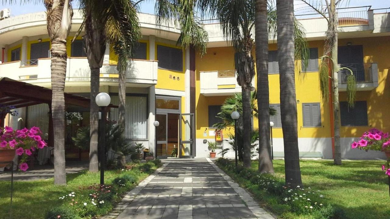 Oasi Park Hotel 3*